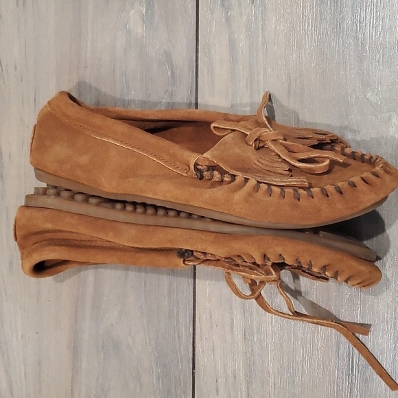 Minnetonka Women Loafer Suede shoes flats sz 9 moccasin - Picture 7 of 10